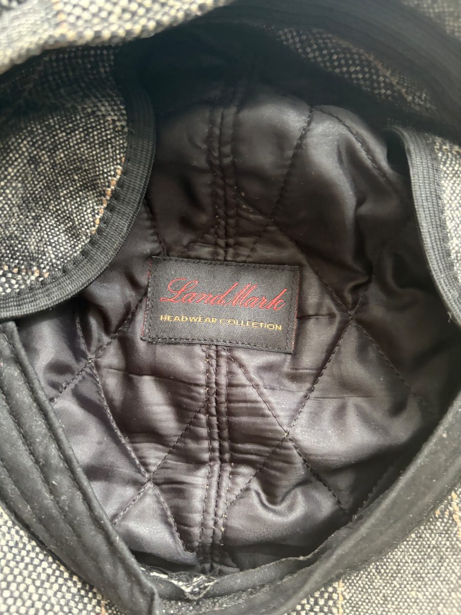Newsboy style cap — Landmark — scally cap